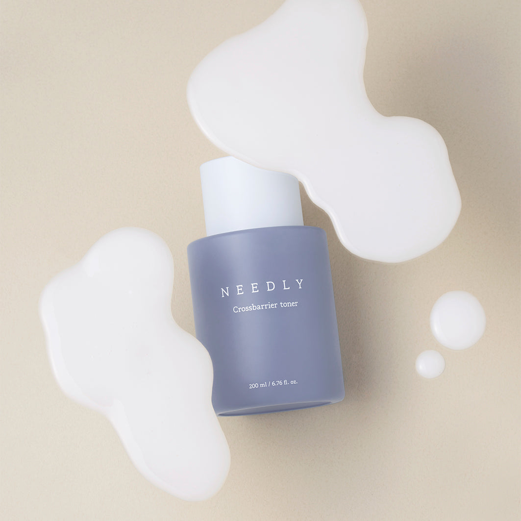 Ādas barjeras toniks YABUKO Needly Crossbarrier Toner 200ml ar pudeli un iepakojumu, paredzēts ādas kopšanai.