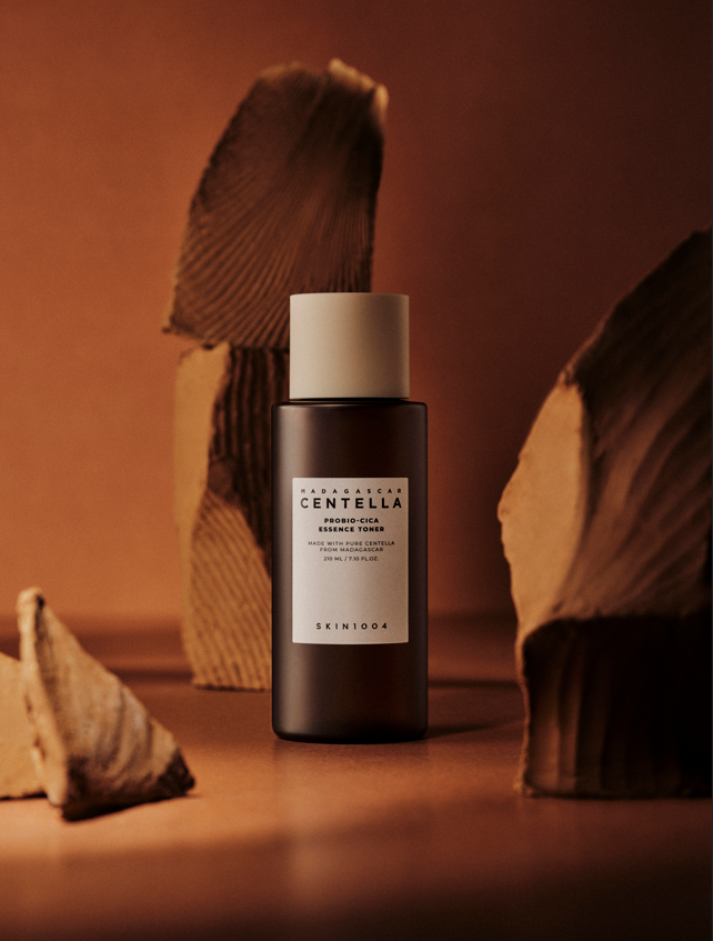 YABUKO SKIN1004 Centella Probio-Cica Toneris, 210ml, ar ādainu sastāvu un dabīgām sastāvdaļām, uzlabo ādas veselību.