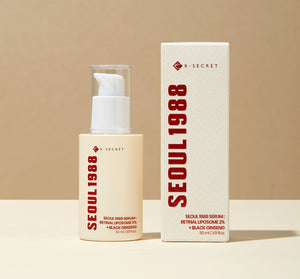 YABUKO Pretnovecošanās sejas serums KSECRET Seoul 1988, uzsvars uz gludu ādu un jaunības sajūtu, iepakojums redzams