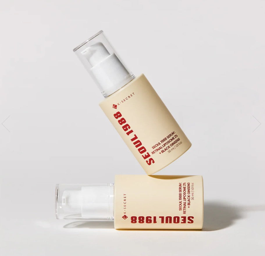 YABUKO Pretnovecošanās sejas serums KSECRET Seoul 1988, iepakojums ar seruma pudeli, piemērots ādas jaunināšanai.